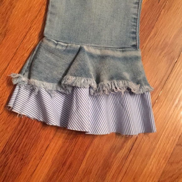 Jeans - Picture 2 of 3